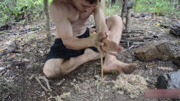 Foto - Vahşi ortamda rahat uyumak için bakın ne yaptı!