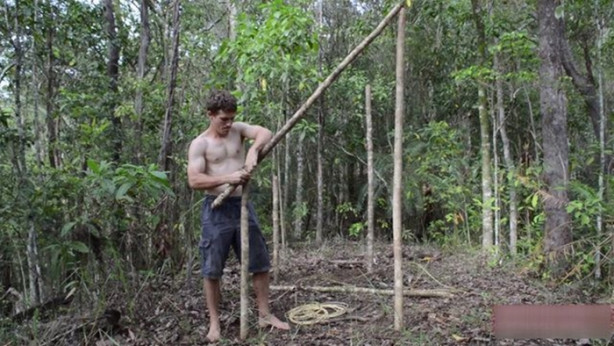 Foto - Vahşi ortamda rahat uyumak için bakın ne yaptı!