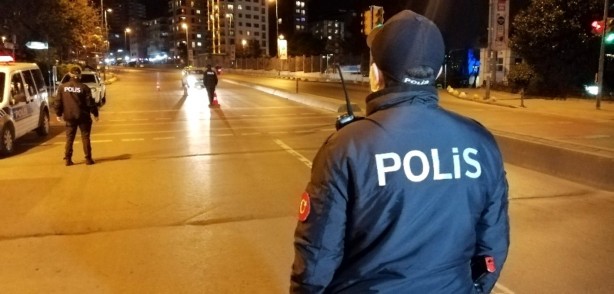 Vakalar patladı! 65 yaş üstüne sokağa çıkma yasağı geldi... İşte o şehirler