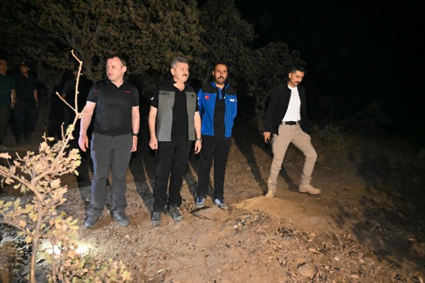 Foto - Vali Ergün yangın bölgesinde incelemelerde bulundu