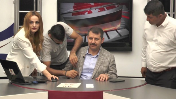 Foto - Vali kamera karşısına geçti! Haberleri sundu