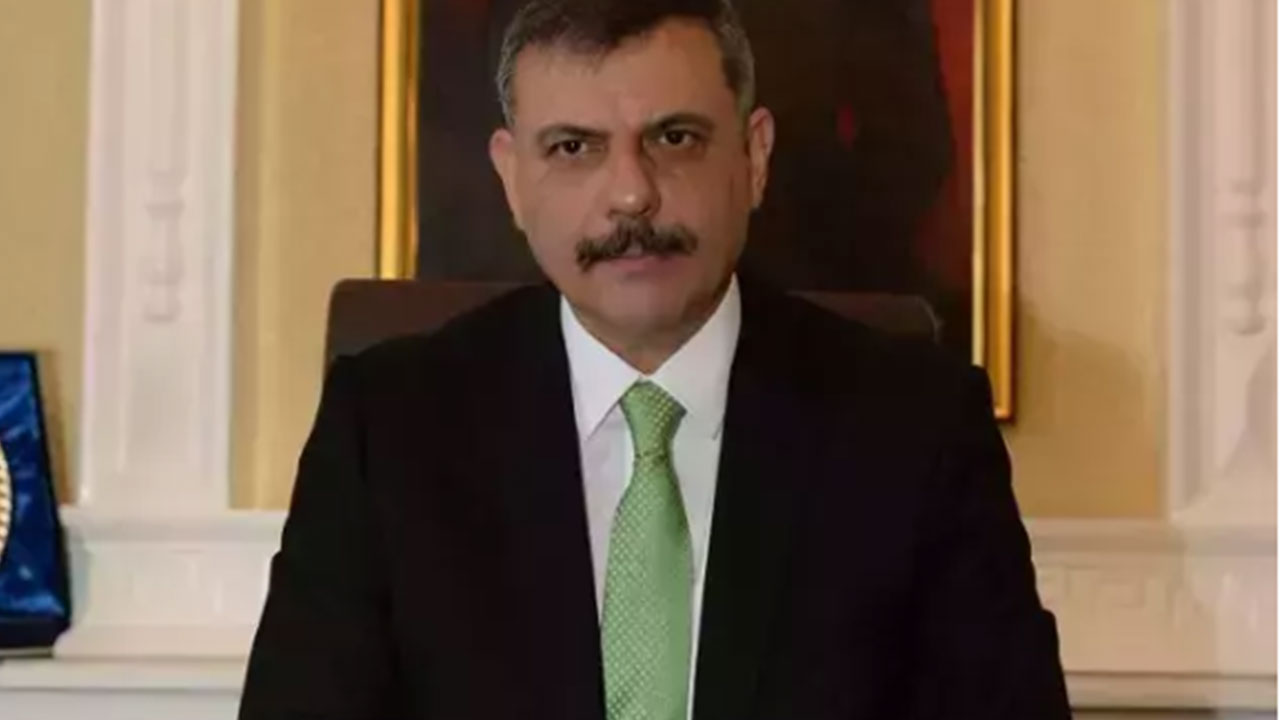 Foto - Vali, oğlunun gündem olan paylaşımı sonrası sessizliğini bozdu: 'Sicil numaranı alayım'