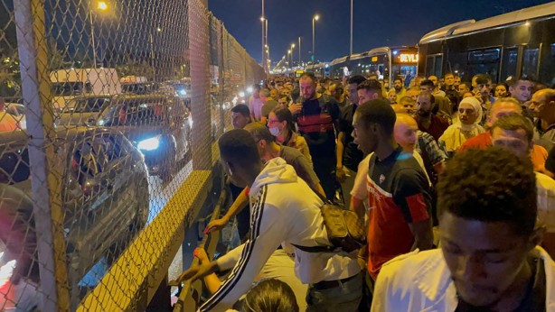 Foto - Vali Yerlikaya'dan metrobüs kazasına ilişkin ilk açıklama