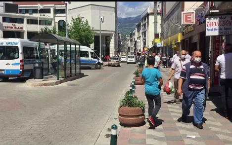 Foto - Vali'den şoke eden açıklama: Virüsü kişilere yedirmiş