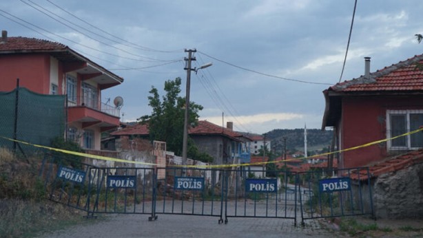 Foto - Vali'den şoke eden açıklama: Virüsü kişilere yedirmiş