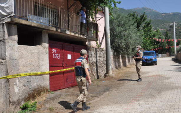 Foto - Vali'den şoke eden açıklama: Virüsü kişilere yedirmiş