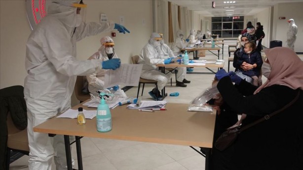 Foto - Vali'den şoke eden açıklama: Virüsü kişilere yedirmiş