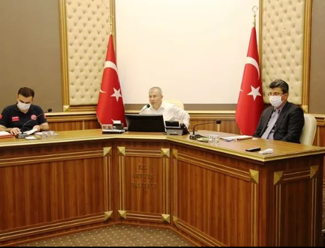 Foto - Vali'den şoke eden açıklama: Virüsü kişilere yedirmiş