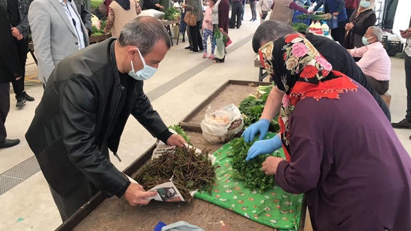Foto - Validen takdir toplayan hareket