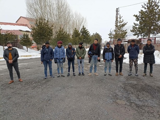 Foto - Valilik duyurdu! 3 ayda bin 192 düzensiz göçmen yakalandı