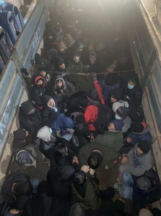 Foto - Valilik duyurdu! 3 ayda bin 192 düzensiz göçmen yakalandı