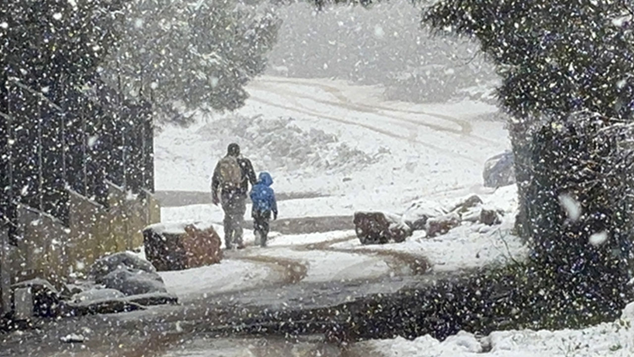 Foto - Valiliklerden peş peşe son dakika açıklamaları geliyor! Çok sayıda ilde okullar tatil edildi
