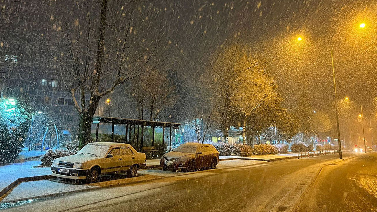 Foto - Valiliklerden peş peşe son dakika açıklamaları geliyor! Çok sayıda ilde okullar tatil edildi