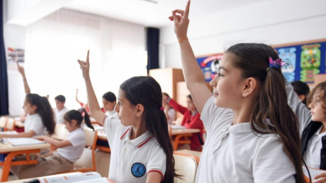 Foto - Valilik olay sonrası açıklama yaptı: O ilde okullar tatil edildi! 