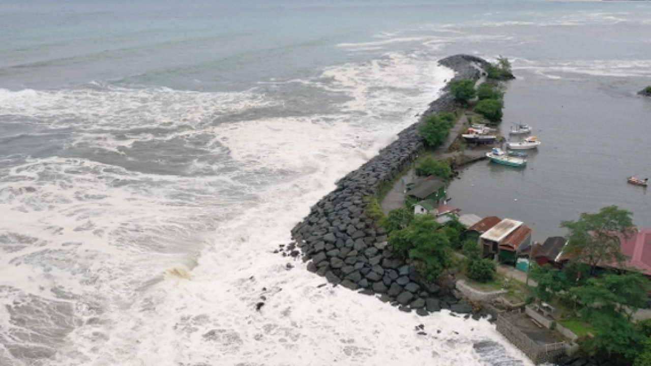 Foto - Valilikten açıklama geldi: Trabzon'da denize girişlere bugün de izin verilmiyor