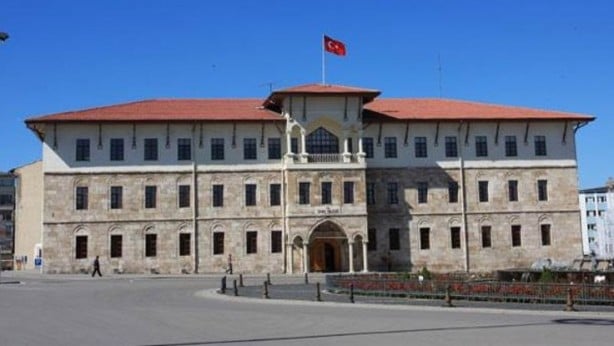 Foto - Valilikten flaş koronavirüs kararı: 65 yaş üstü vatandaşların sokağa çıkması kısıtlandı