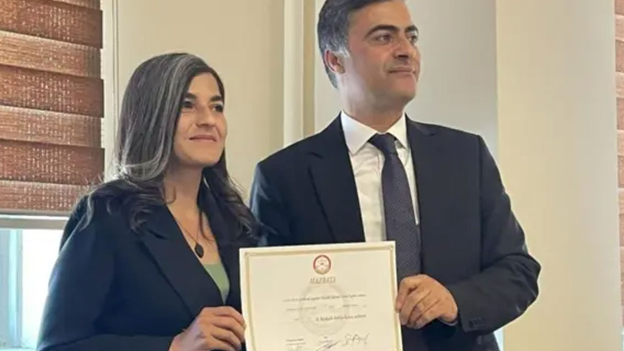 Foto - Van Büyükşehir Belediyesi’nde neler oluyor? Bedavaya dağıttılar