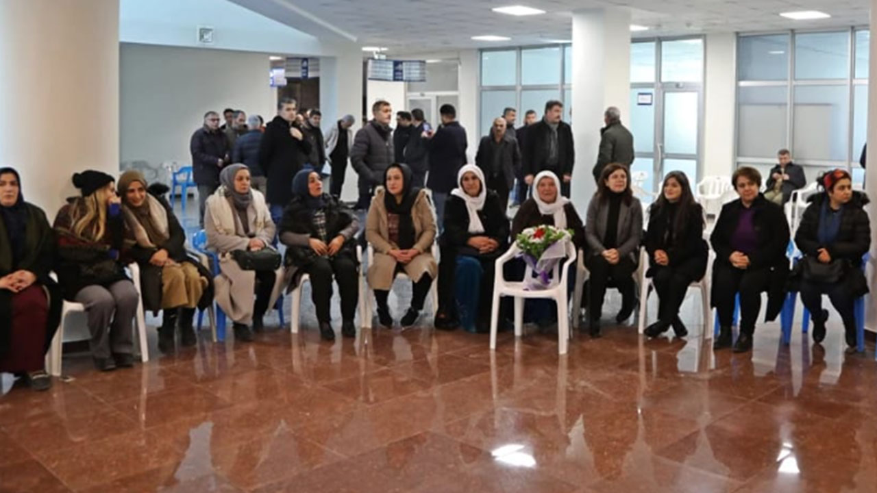 Van Büyükşehir Belediyesi’nde neler oluyor? Bedavaya dağıttılar