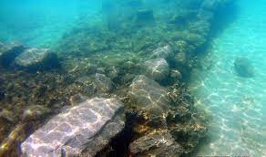 Foto - Van Gölü'nde çok büyük sır ortaya çıktı: Hiç bu kadarı beklenmiyordu! Yıllar önceye ait haç işaretli taşlar bulundu