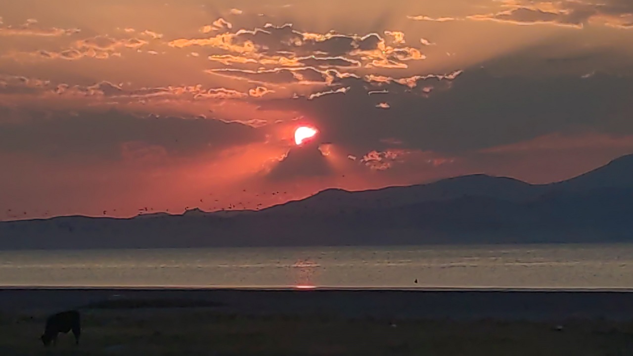Foto - Van Gölü'nde nefes kesen manzara