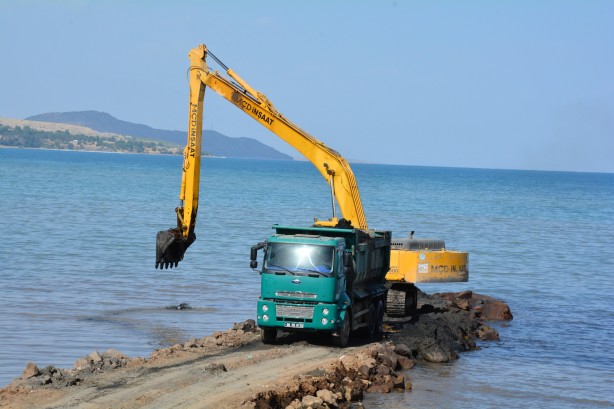 Foto - Van Gölü'nde seferberlik devam ediyor