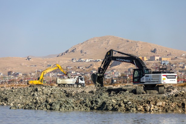 Foto - Van Gölü’nden son görüntüler! Çıkar çıkar bitmiyor