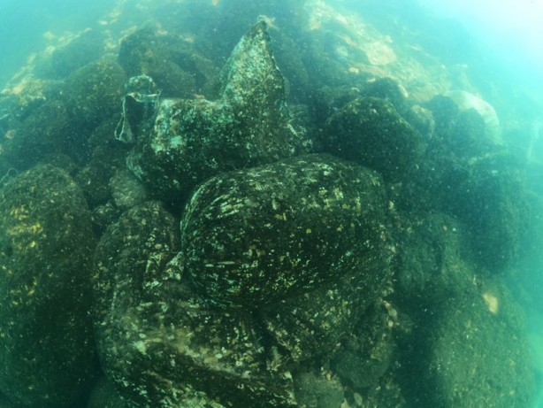 Foto - Van Gölü'nün çekilmesiyle Urartu limanı ortaya çıktı! Su altından görüntülendi