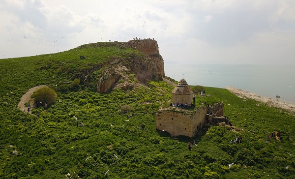 Foto - Van Gölü'nün incisi: Çarpanak Adası