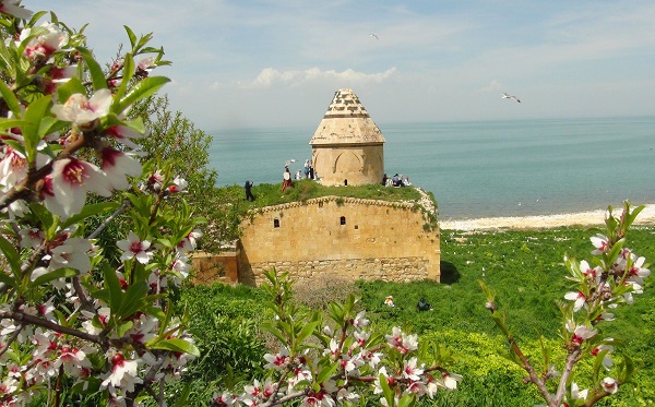 Foto - Van Gölü'nün incisi: Çarpanak Adası