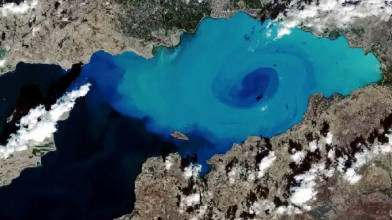 Foto - Van Gölü'nün uzaydan fotoğrafları büyüledi! Görenler mest oldu!