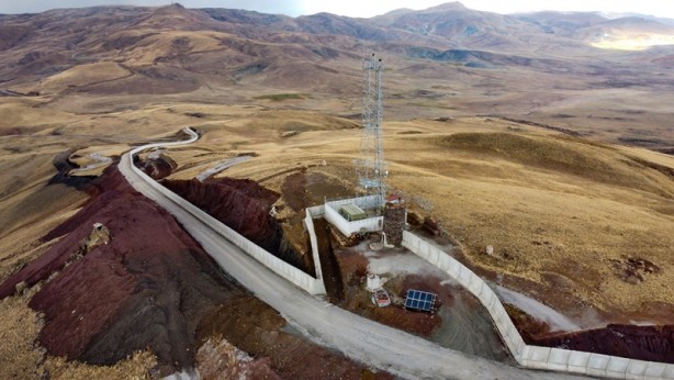 Foto - Van-İran sınırında bir yılda 120 bini aşkın düzensiz göçmenin ülkeye girişi engellendi