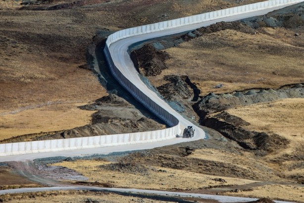Foto - Van-İran sınırında bir yılda 120 bini aşkın düzensiz göçmenin ülkeye girişi engellendi
