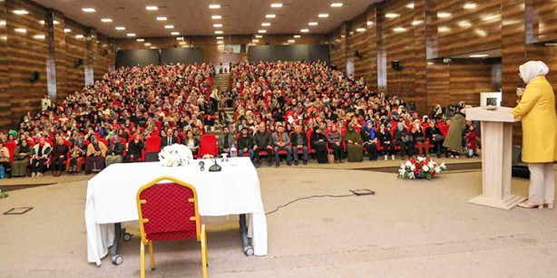 Foto - Van Valiliği ve Büyükşehir Belediyesi’nden söyleşi:‘Kadının Gücü Van’ın Gücü’
