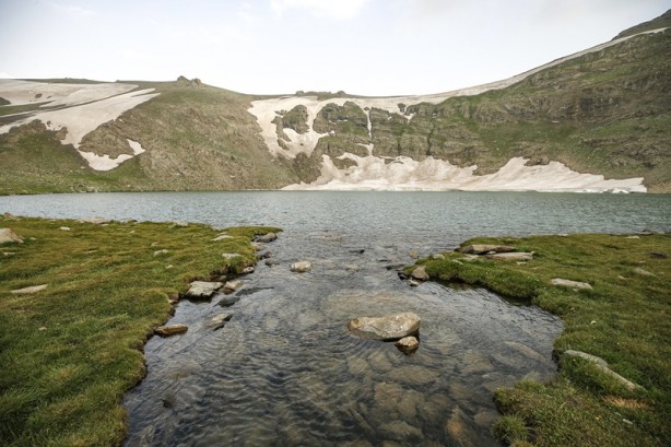 Foto - Van'da bulunuyor! Üç bin rakımlı Çalyan Gölü'nde doğa yürüyüşü