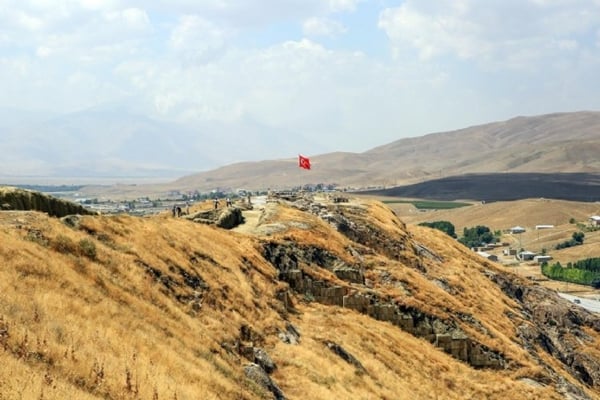 Foto - Van'da pithoslar bulundu
