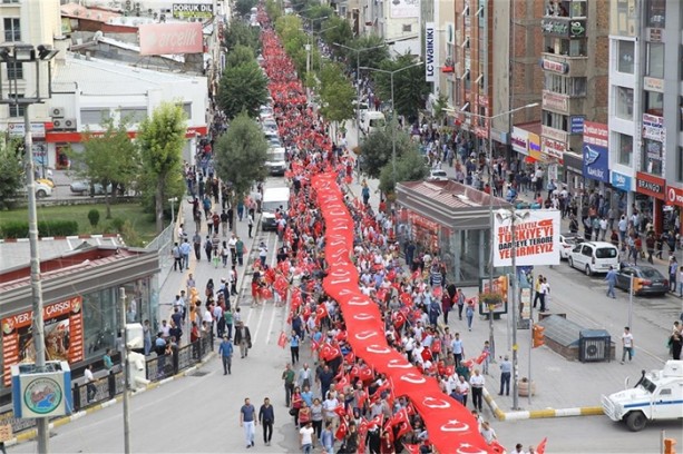 Foto - Van'da teröre lanet yürüyüşü