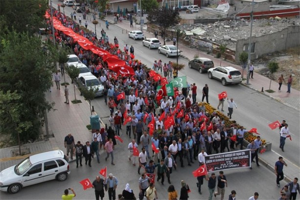 Foto - Van'da teröre lanet yürüyüşü
