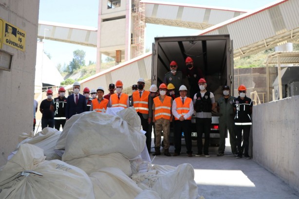 Foto - Van'da yıllarca bekleyen tonlarca uyuşturucu imha edildi