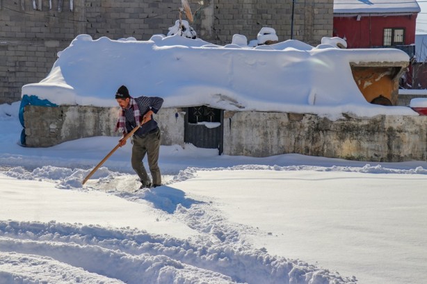 Foto - Van'ın yüksek kesimlerinde kar kalınlığı 45 santimetreye çıktı