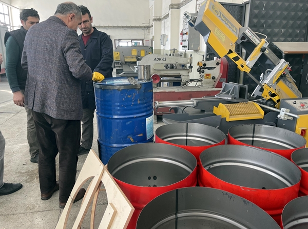 Variller depremzedeler için sobaya dönüşüyor!