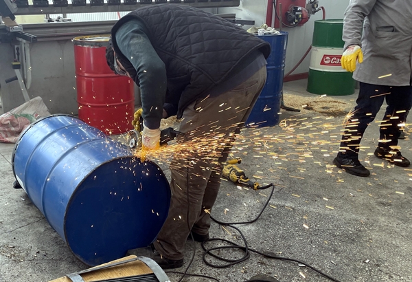 Foto - Variller depremzedeler için sobaya dönüşüyor!