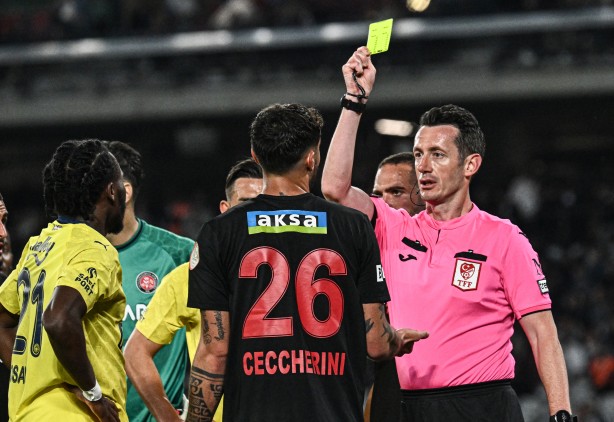 Foto - VAR'ın ses getirecek adımlarını yorumladılar! İşte Karagümrük-Fenerbahçe tartışmalı pozisyon kararları...