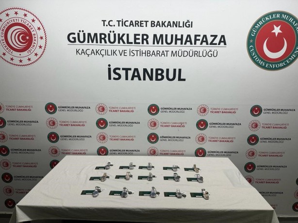 Foto - Varis çoraplarından çıkanlar hayrete düşürdü! Tamı tamına 7.5 milyon TL değerinde