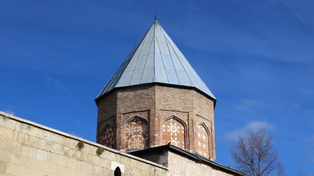 Foto - Vasiyeti ne zaman yerine getirilecek? Selçuklu sultanı hala bekliyor
