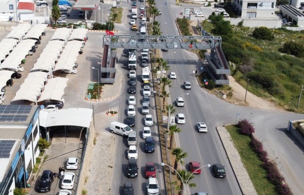 Foto - Vatandaş bayramda Bodrum’a akın etti! O yoğunluk görüntülere böyle yansıdı!