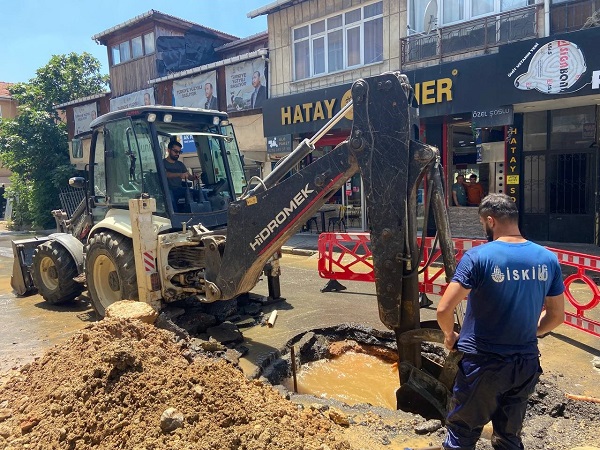 Foto - Vatandaş İSKİ’deki son durumu böyle özetledi! ‘Millet aya gidiyor bizim millet yaya gidiyor’