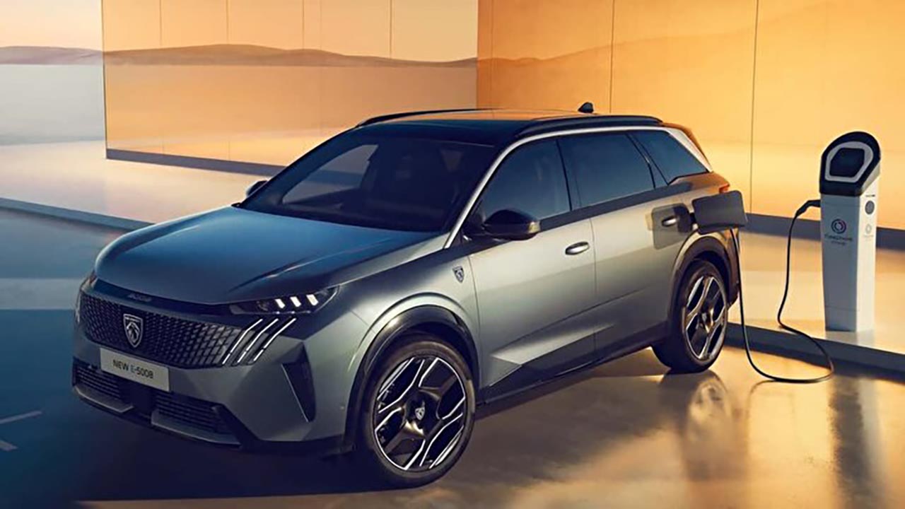 Foto - Vatandaş yerli ve milli otomobile sahip çıkıyor! TOGG en yakın rakibini sakız gibi çiğnedi