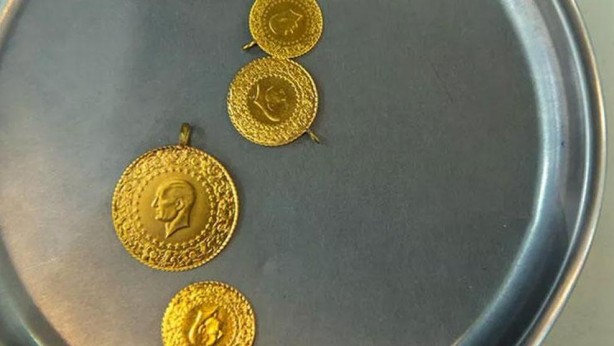 Foto - Vatandaş yönünü altına döndü! Uzman isimden kesme altın uyarısı