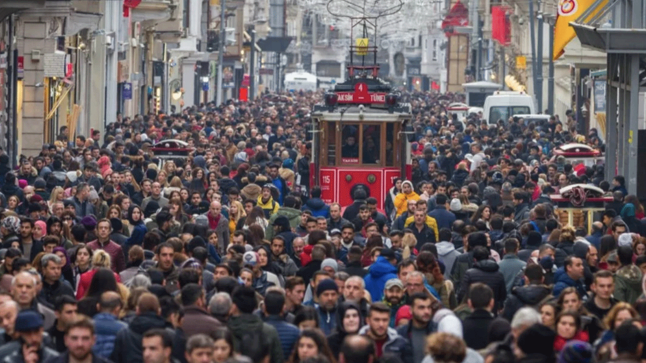 Foto - Vatandaşın cevabı merak ediliyor: İşte dost ve düşman ülkeler anketi!