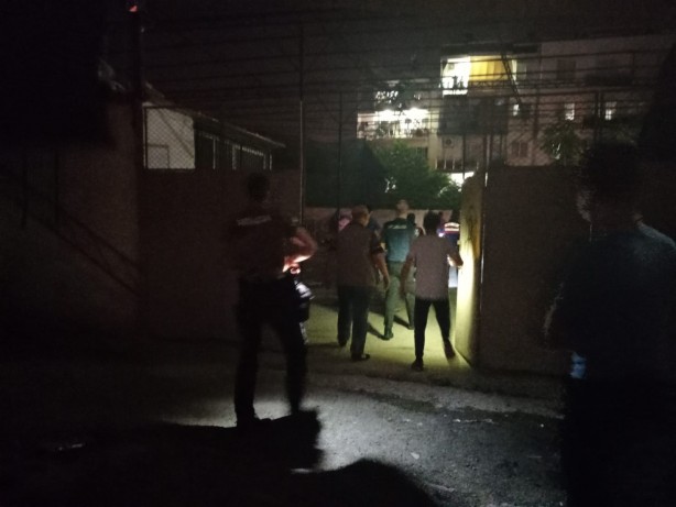 Foto - Vatandaşın dikkati olası büyük bir yangını önledi!